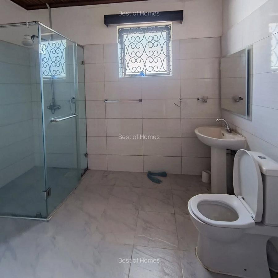 5 Bed Townhouse with En Suite in Kilimani - 8