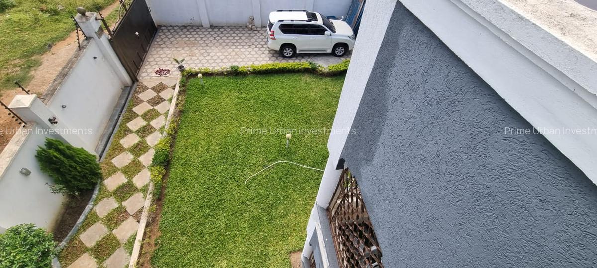 5 Bed Townhouse with En Suite in Mtwapa - 18