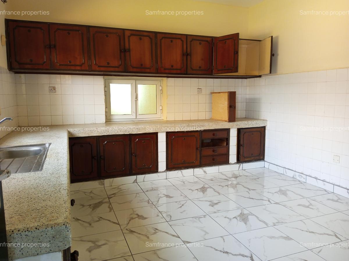 4 Bed Villa with Staff Quarters at Links Road - 11