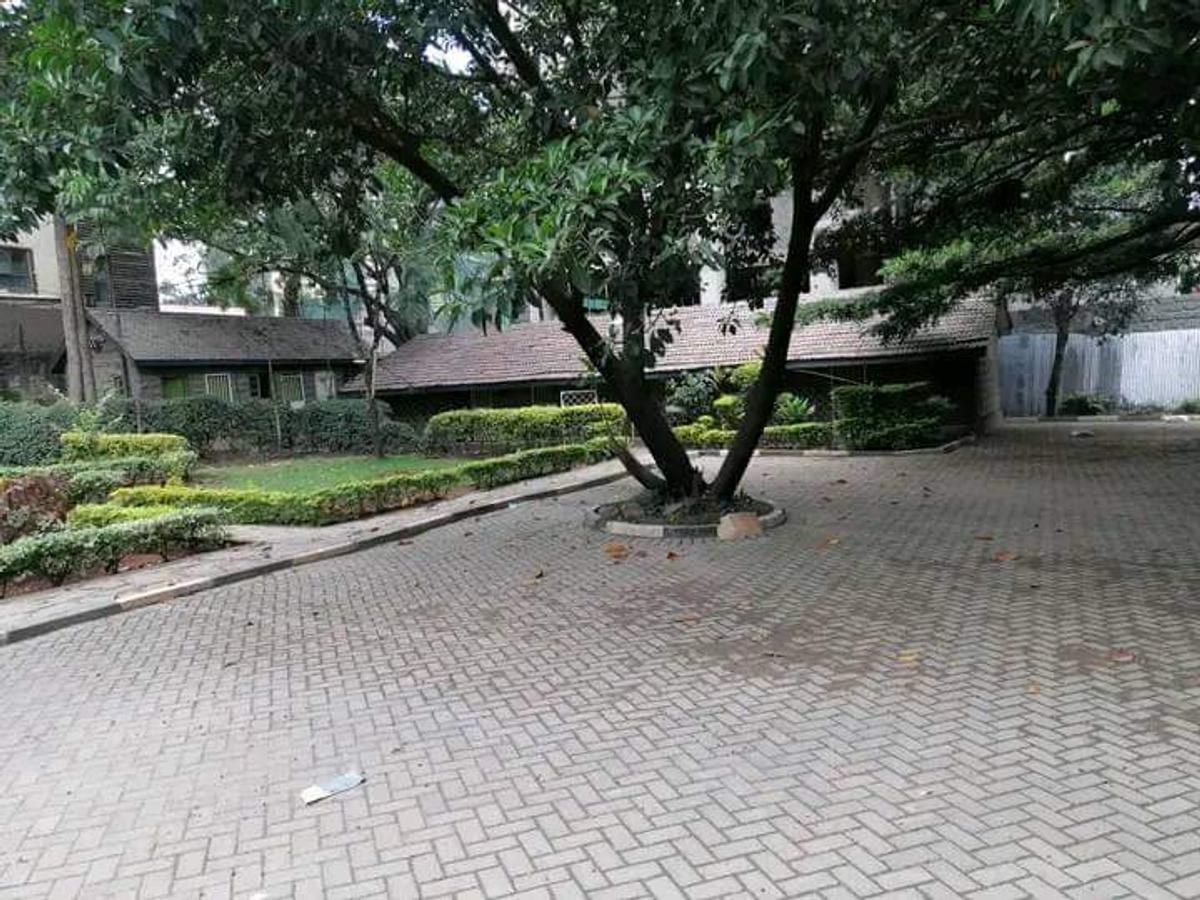 7 Bed House with En Suite at Kilimani - 3