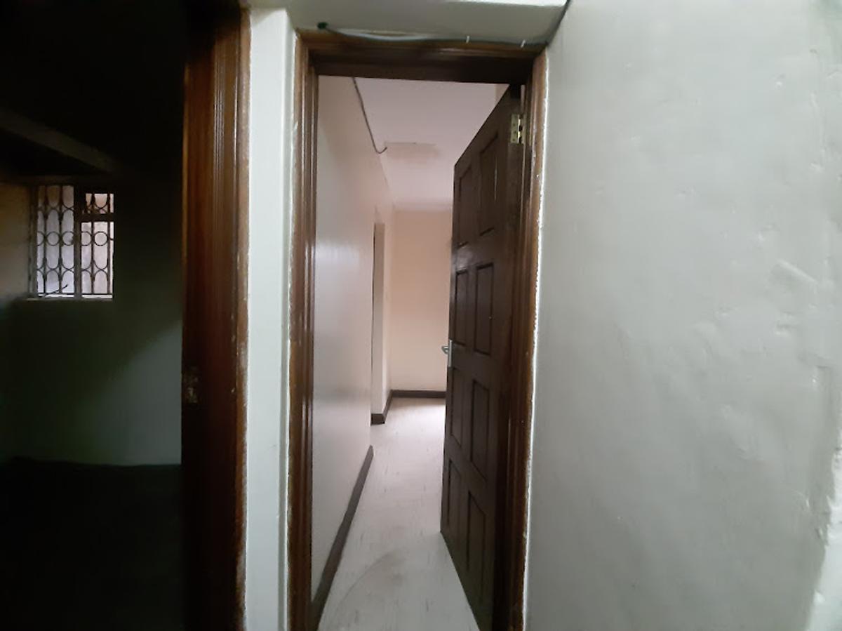 6 Bed House with En Suite at Kibera Station Road - 4