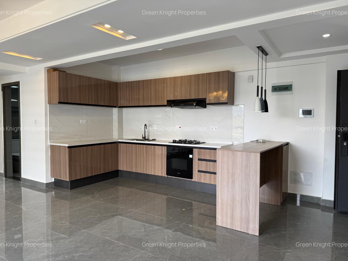 Serviced 2 Bed Apartment with En Suite in Riverside - 1