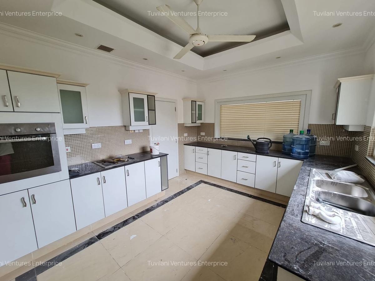Serviced 3 Bed Apartment with En Suite at Nyali Mombasa - 13