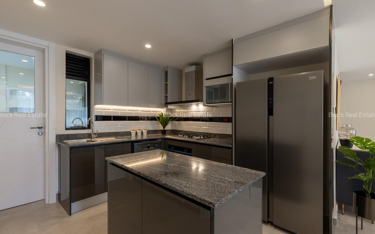 3 Bed Apartment with En Suite in Westlands Area - 10