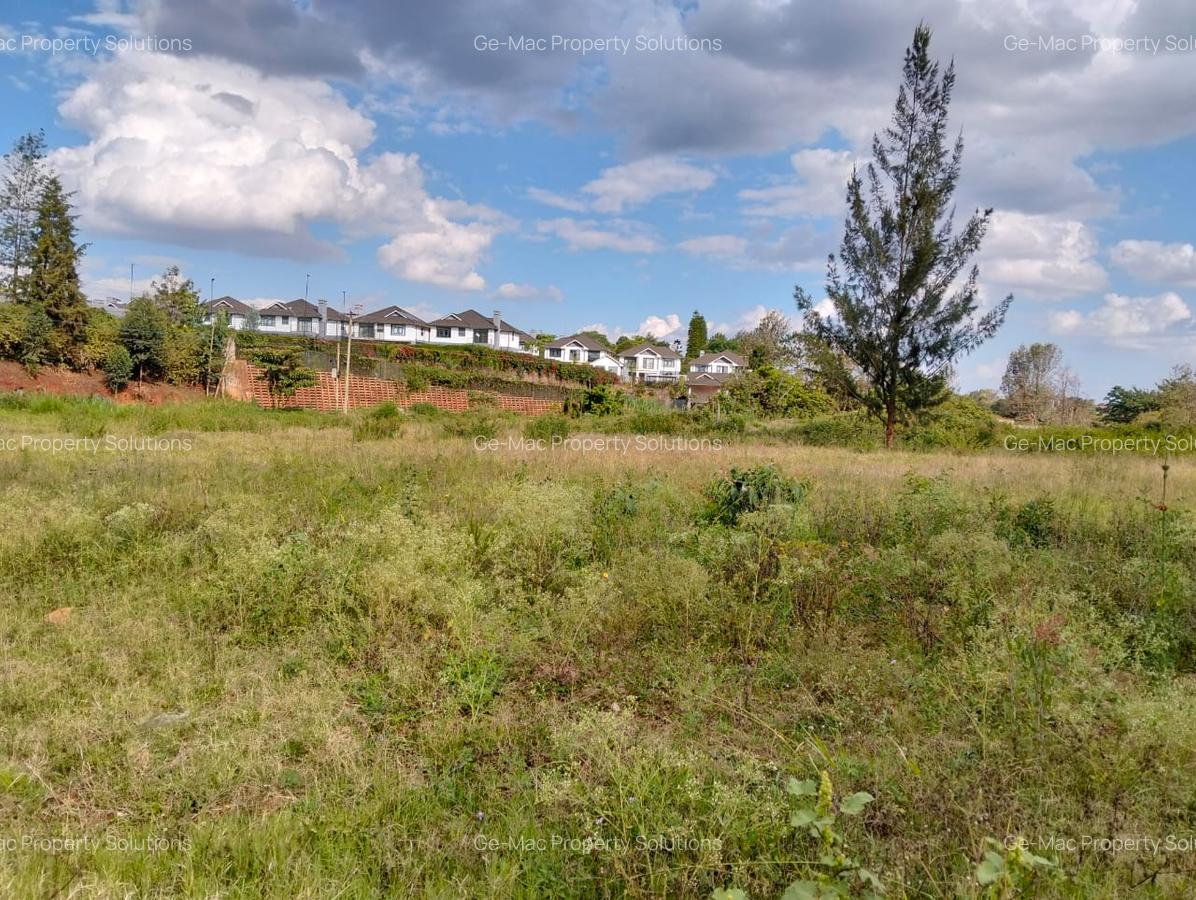 Land in Runda - 1