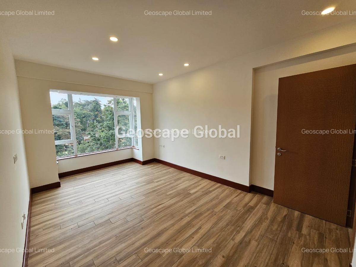 3 Bed Apartment with En Suite in Westlands Area - 8