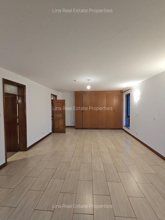4 Bed Townhouse with En Suite in Runda - 13