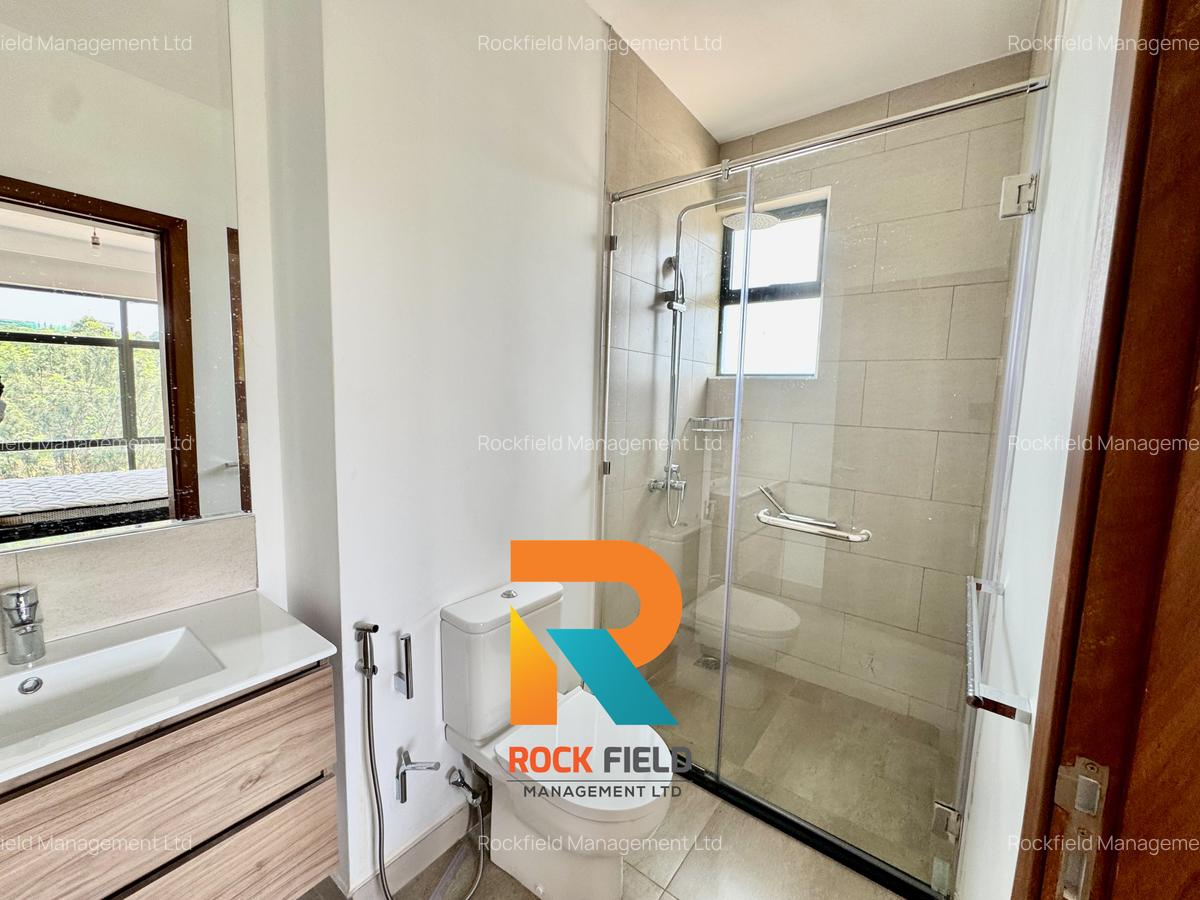 4 Bed Apartment with En Suite at The Loft. - 17