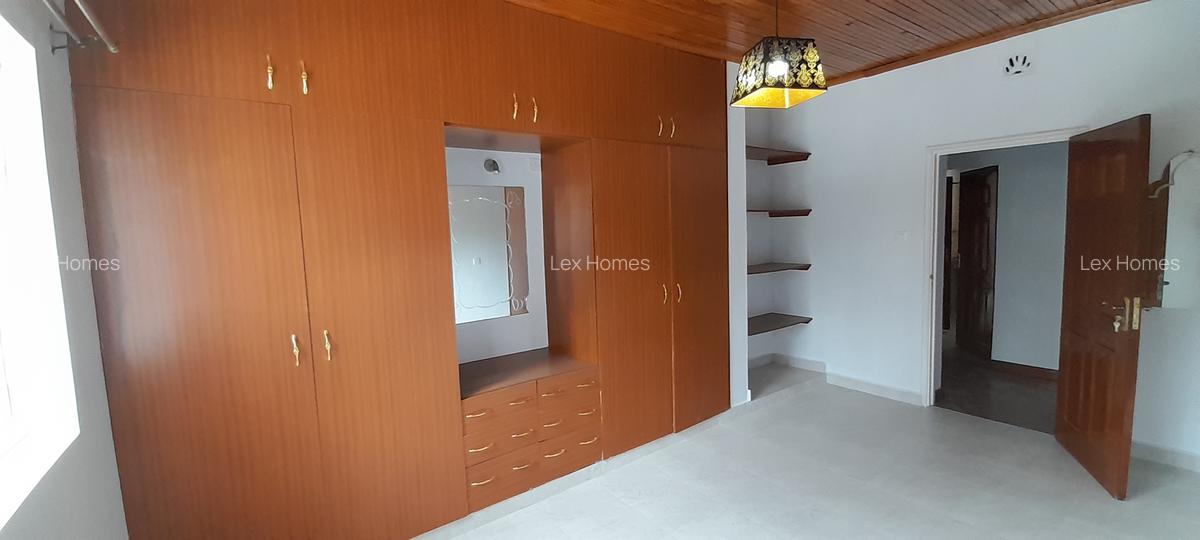 4 Bed House with En Suite at Merisho Road - 12
