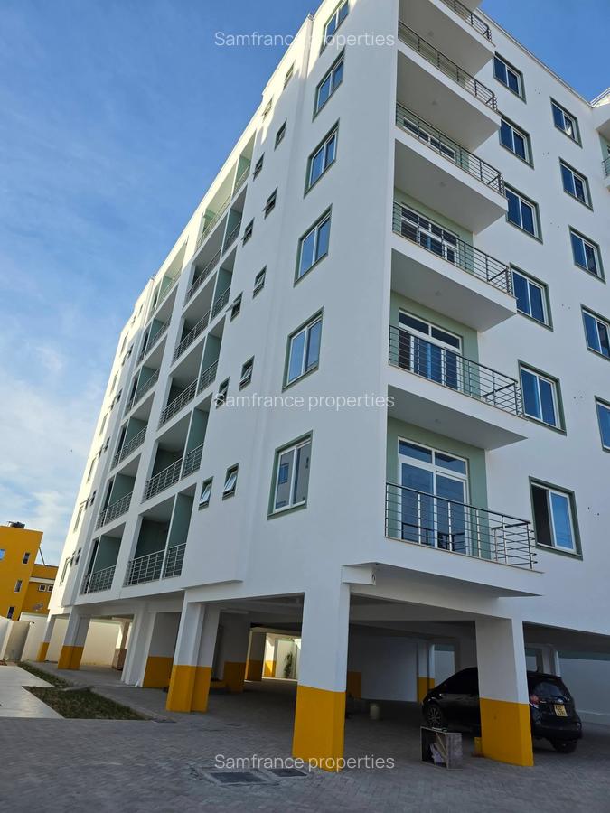 2 Bed Apartment with En Suite at Links Road - 14