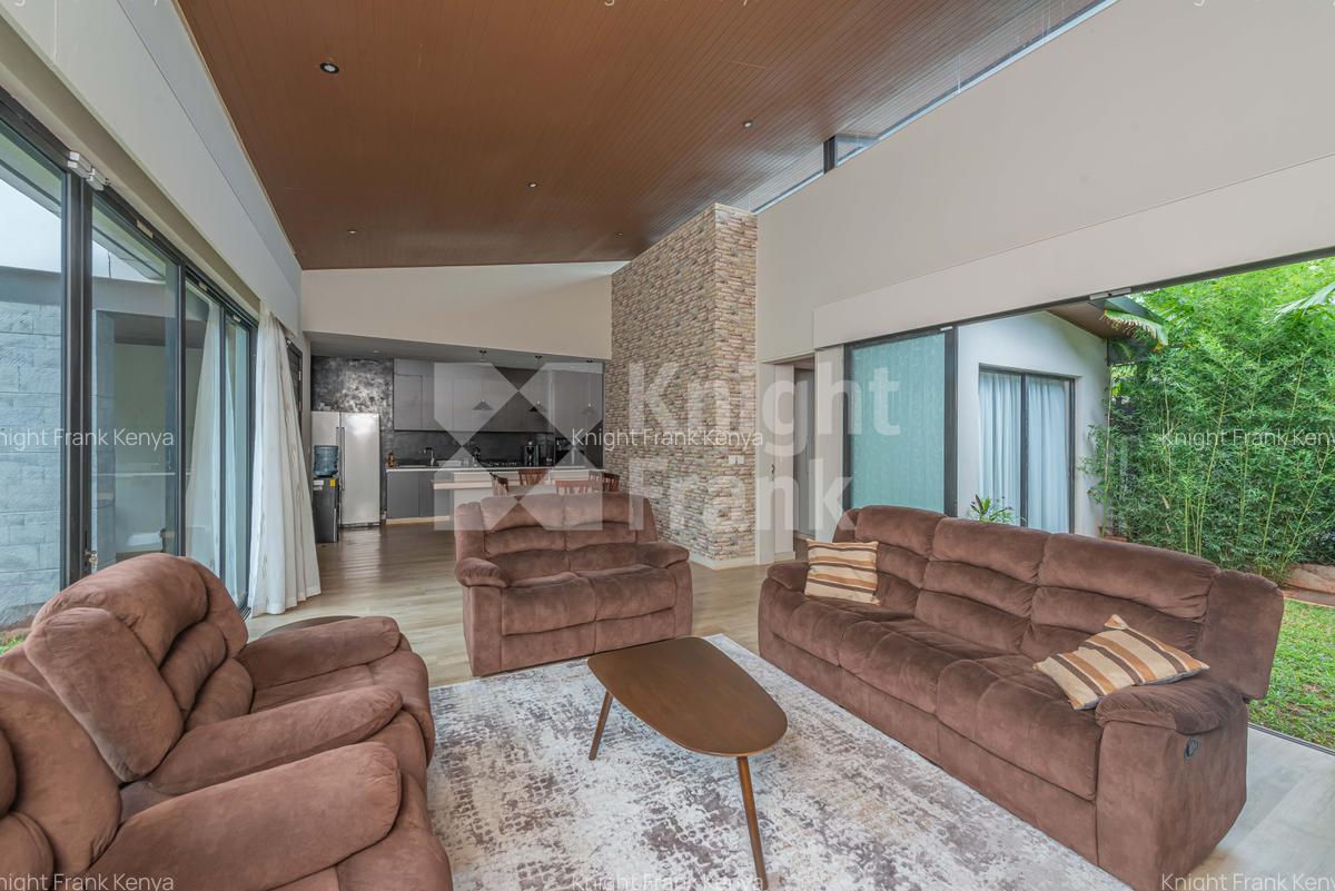 3 Bed Townhouse with En Suite at Runda Road - 5