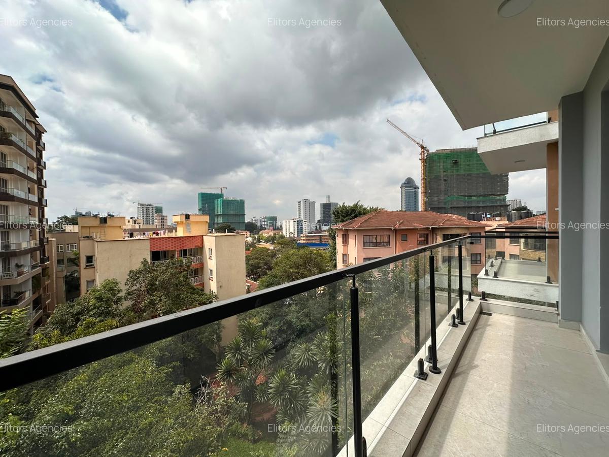 2 Bed Apartment with En Suite at Brookside Drive - 1