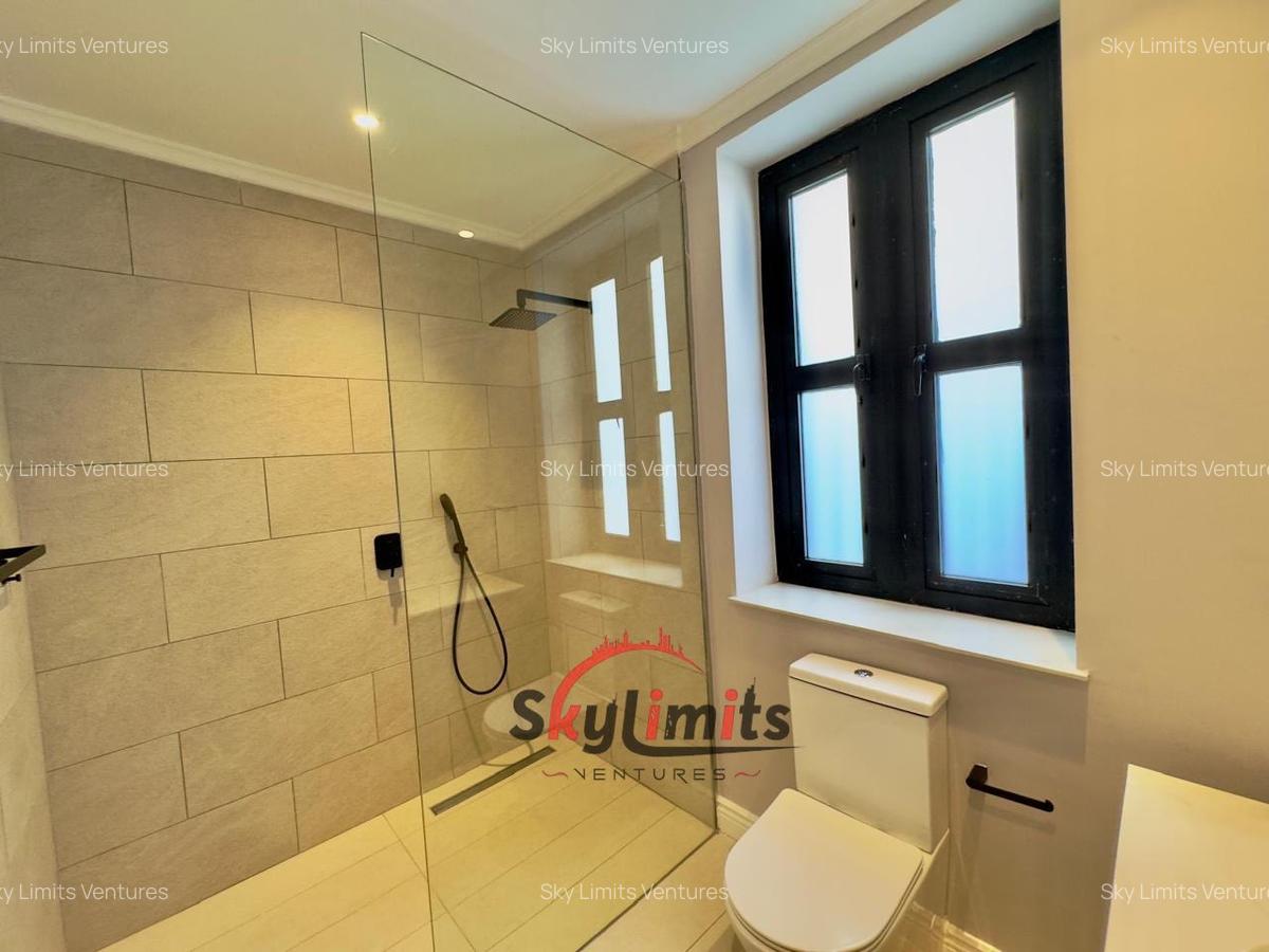 3 Bed Apartment with En Suite at Runda - 11