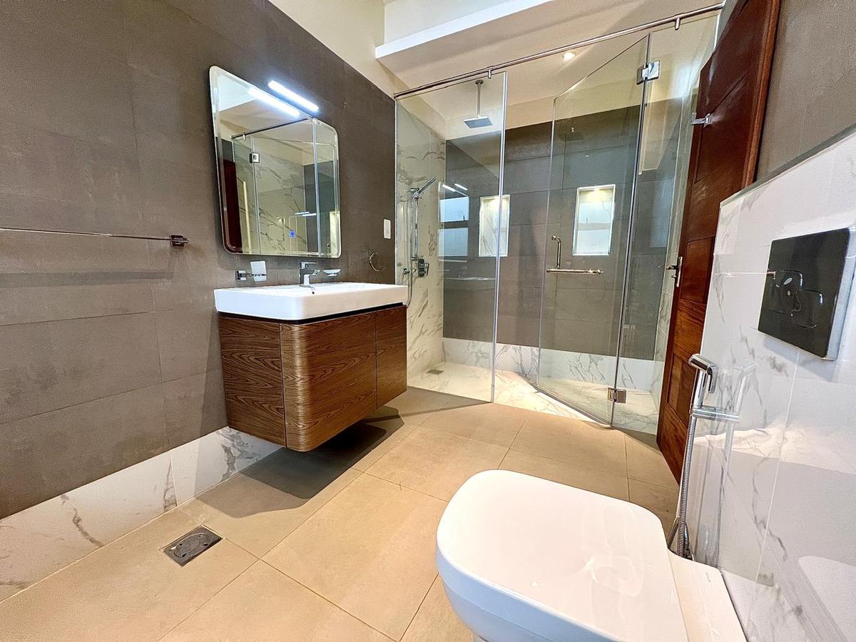 5 Bed Villa with En Suite at Loresho Ridge - 13