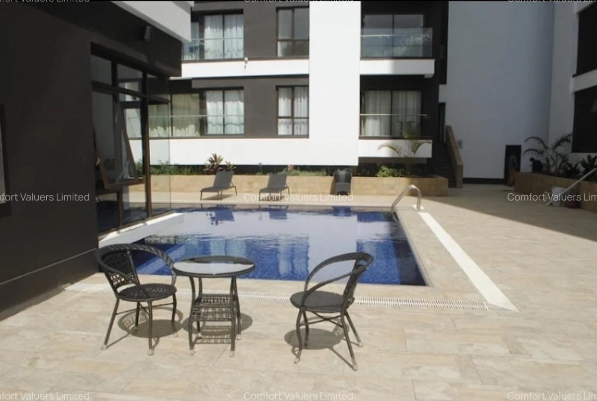 1 Bed Apartment with En Suite at Lavington - 2