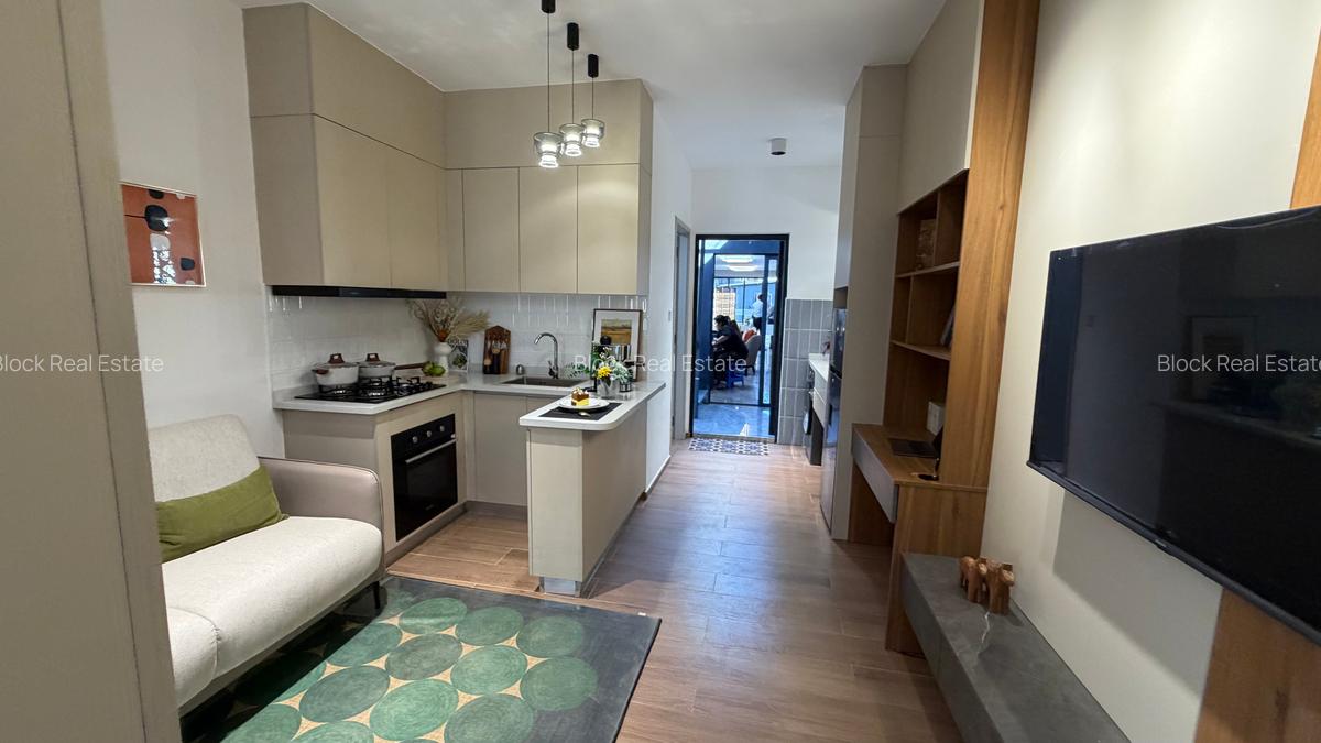 Studio Apartment with En Suite in Westlands Area - 4