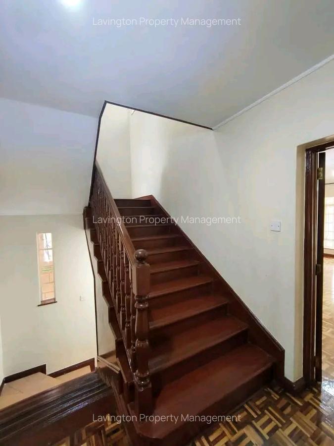 4 Bed Townhouse with En Suite at Lavington Green - 11