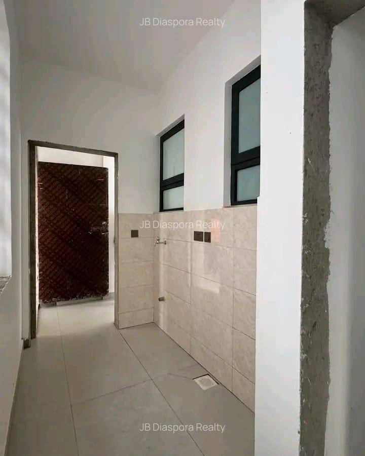 3 Bed Apartment with En Suite at Brookside Drive - 3