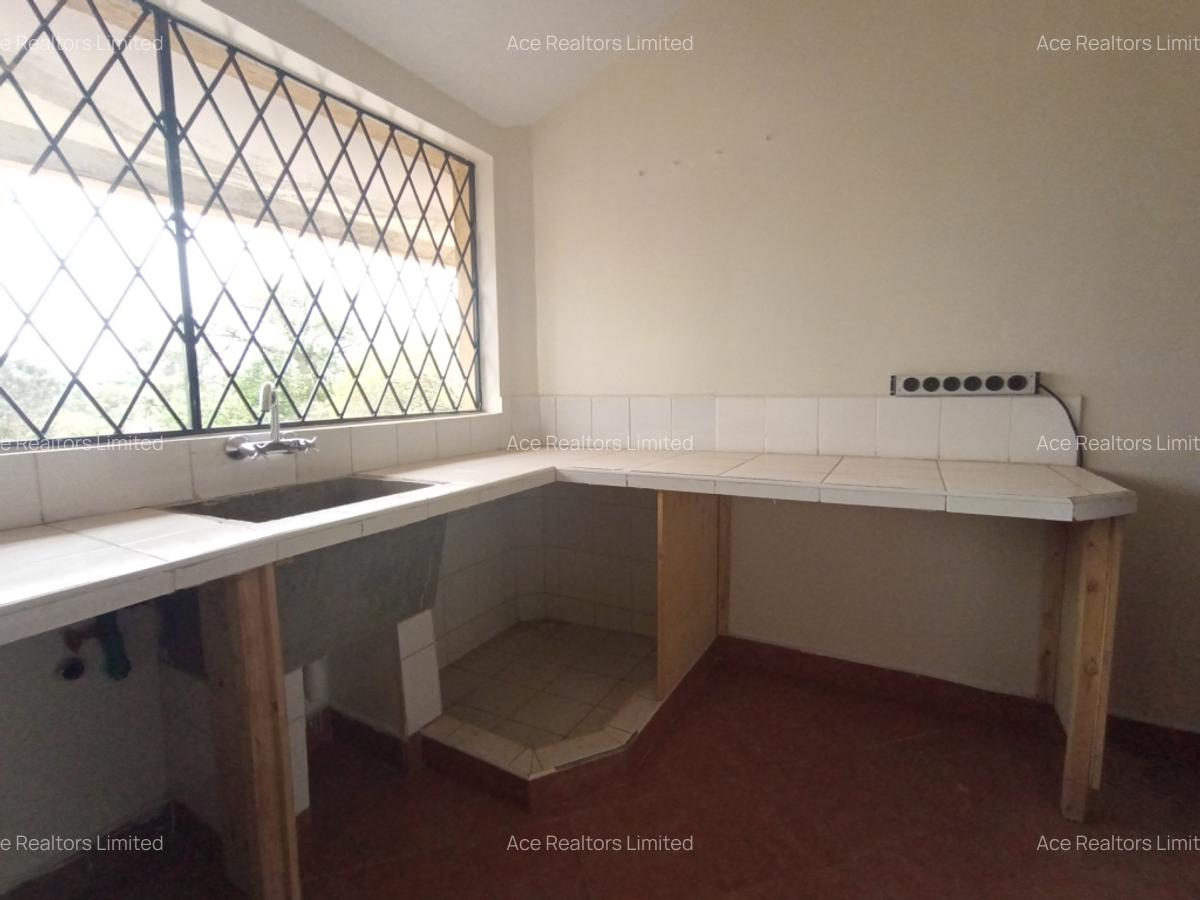 3 Bed Apartment with En Suite at Westlands - 8