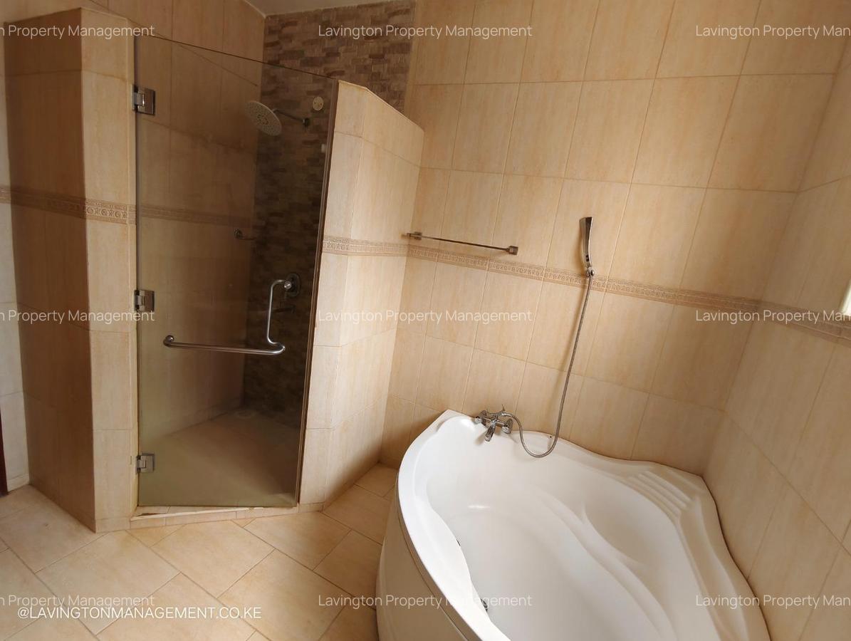 2 Bed Apartment with En Suite at Kilimani - 18