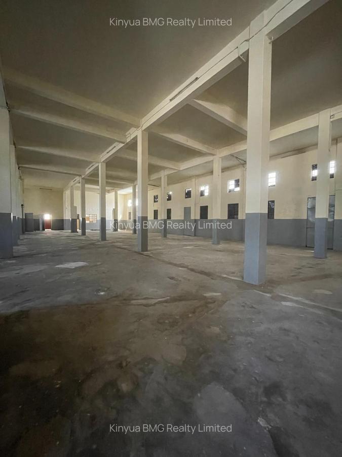 8,000 m² Warehouse with Service Charge Included at Railways - 3