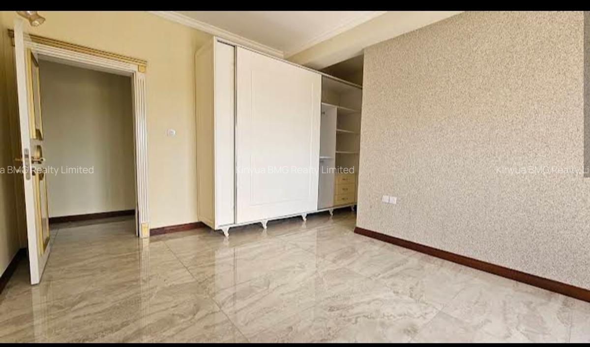 2 Bed Apartment with En Suite in Nyali Area - 12