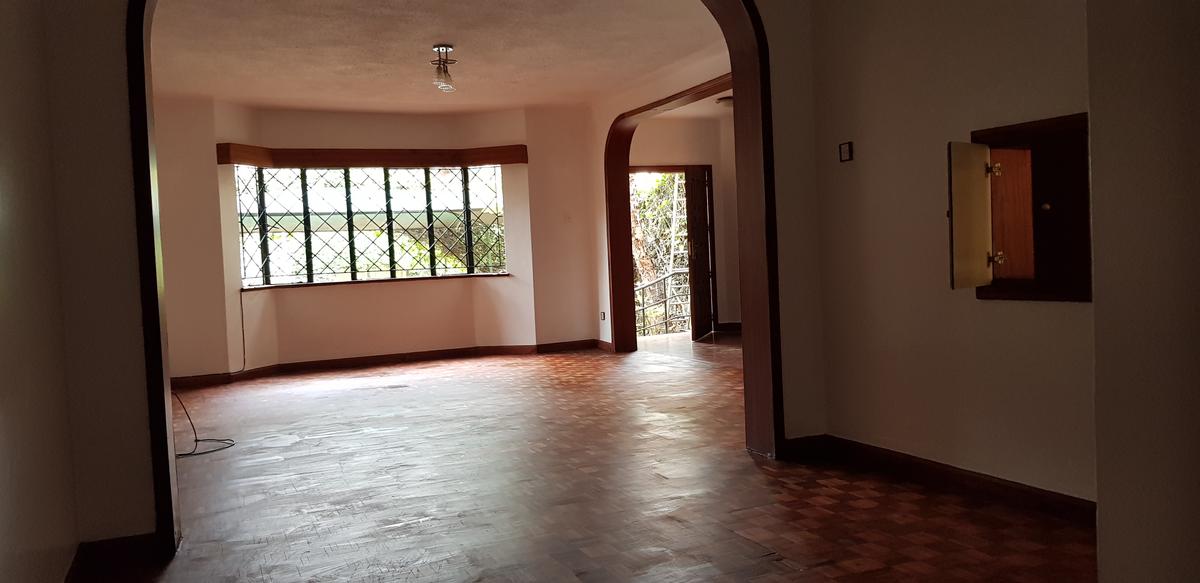 4 Bed Townhouse with En Suite at Kabasiran Close - 18