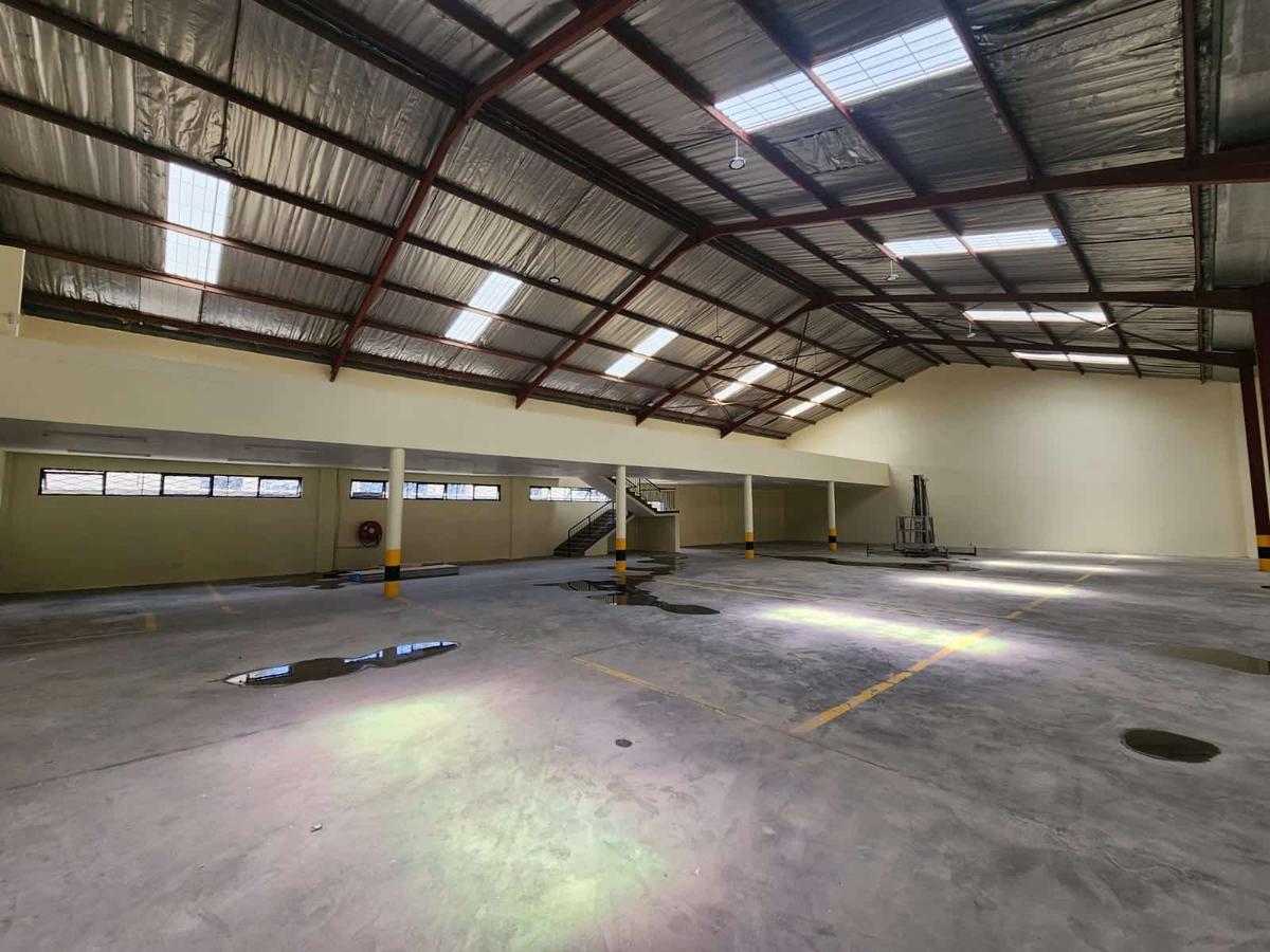 21,109 ft² Warehouse with Parking in Syokimau - 1