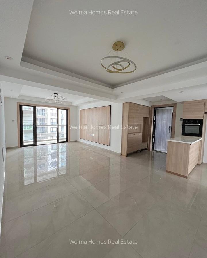 3 Bed Apartment with En Suite in Riverside - 3