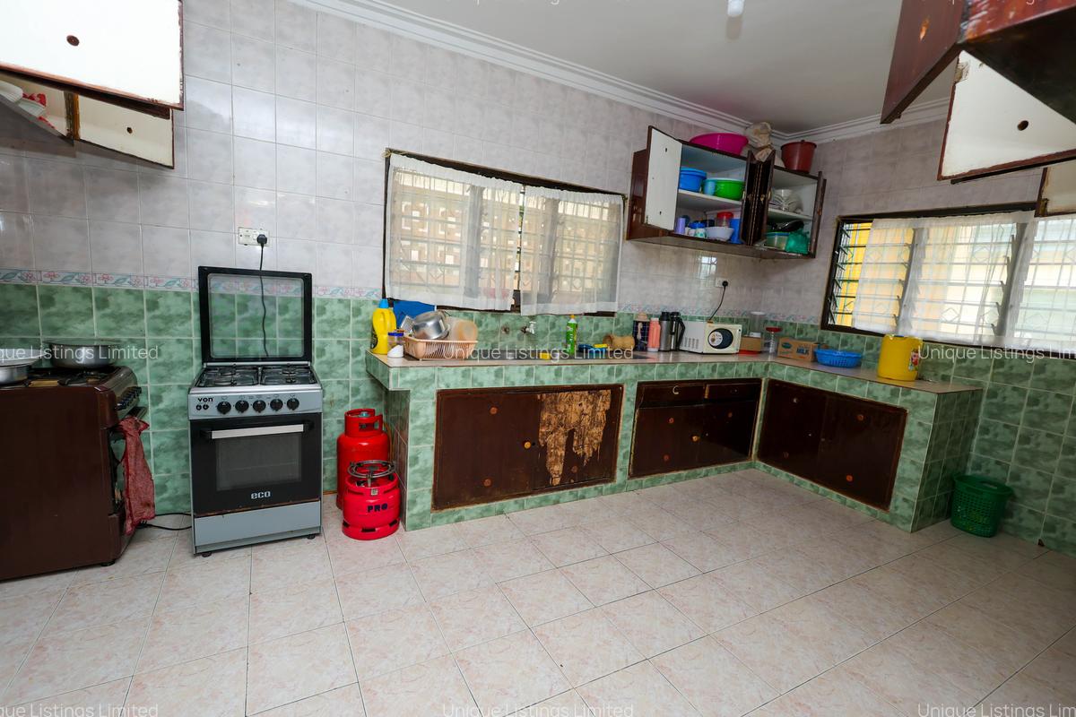 4 Bed House with Staff Quarters in Nyali Area - 7