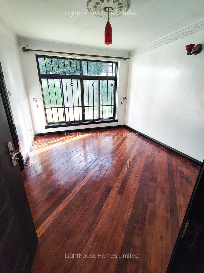 6 Bed House with En Suite at Runda - 12