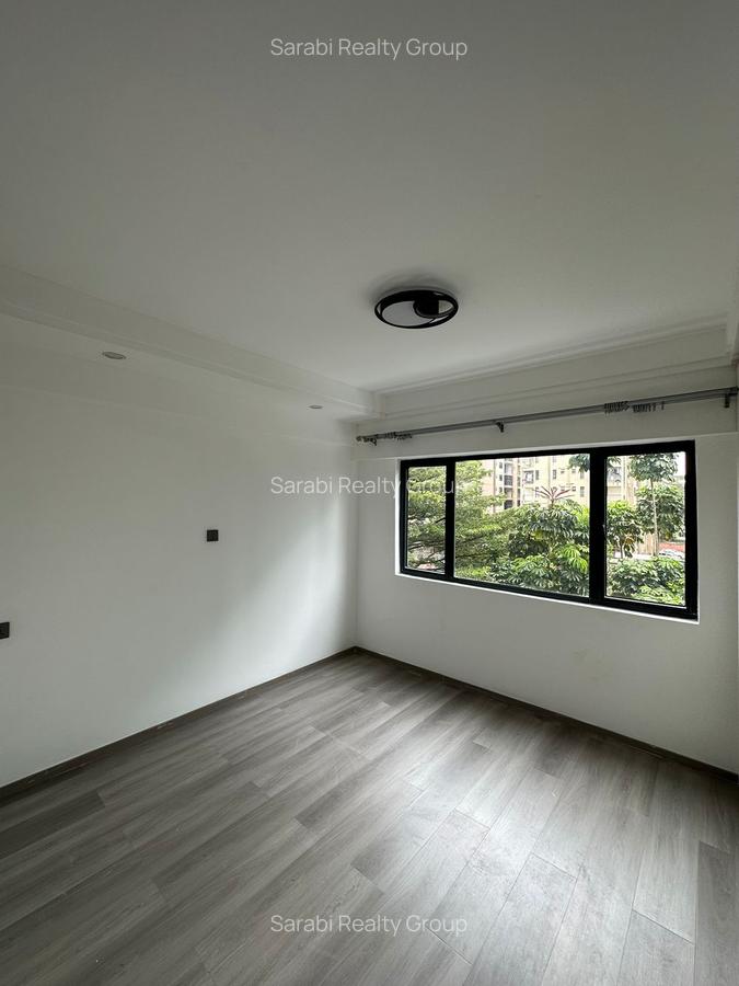 3 Bed Apartment with En Suite in Kilimani - 15