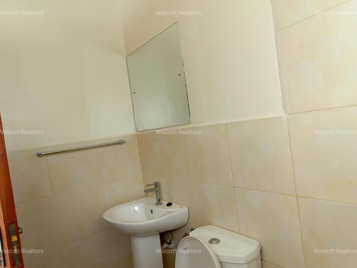 2 Bed Apartment with En Suite in Naivasha Road - 7