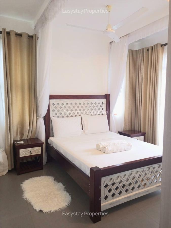Furnished 2 Bed Apartment with En Suite in Kikambala - 4