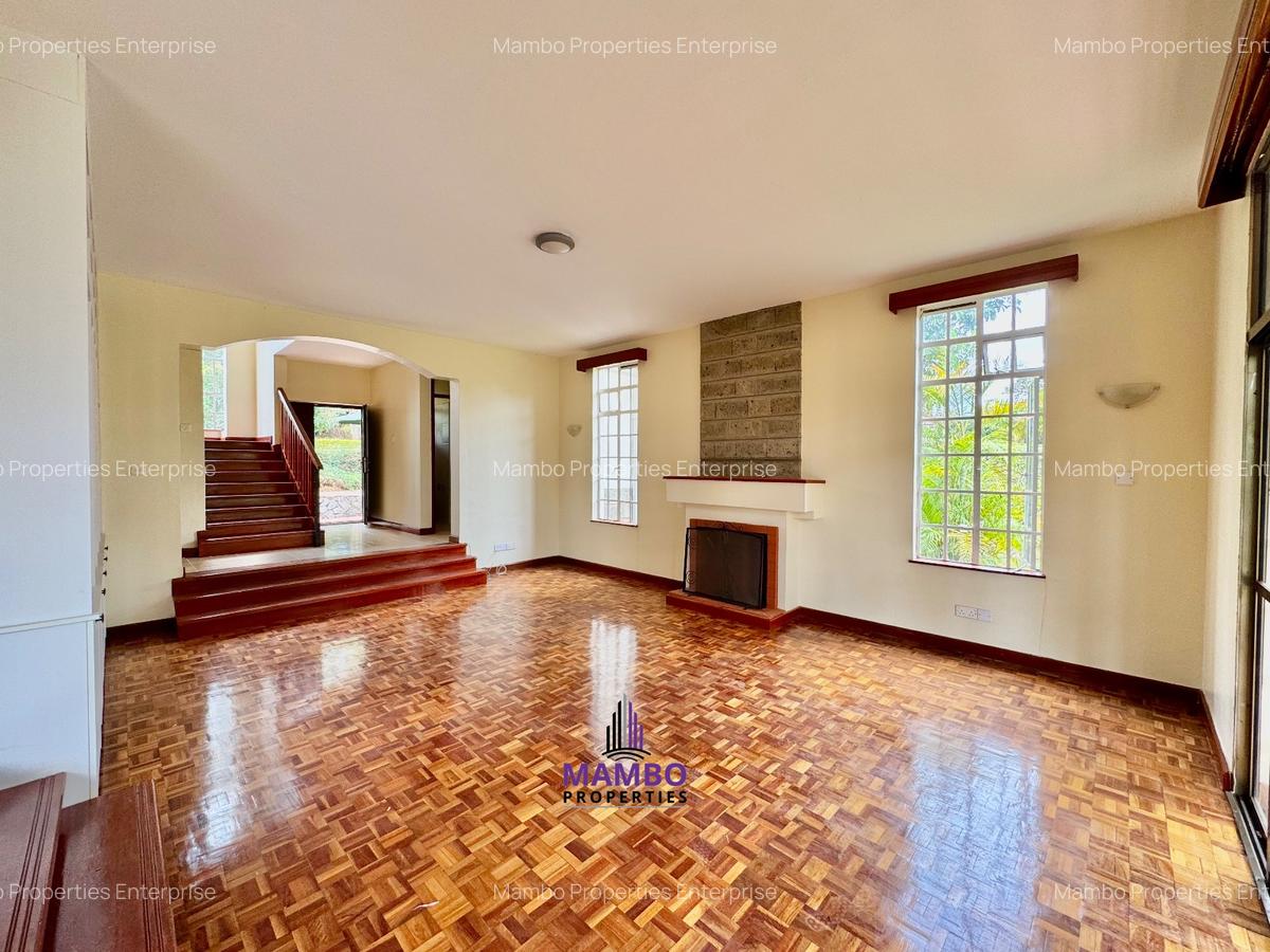 4 Bed Villa with En Suite at Off Red Hill Rd - 4