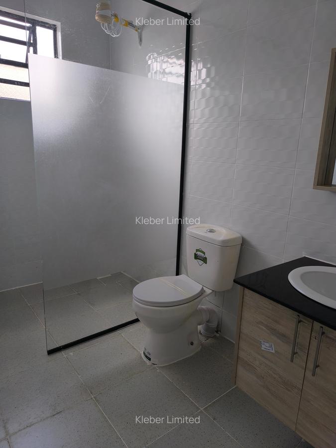 3 Bed House with En Suite in Kitengela - 11