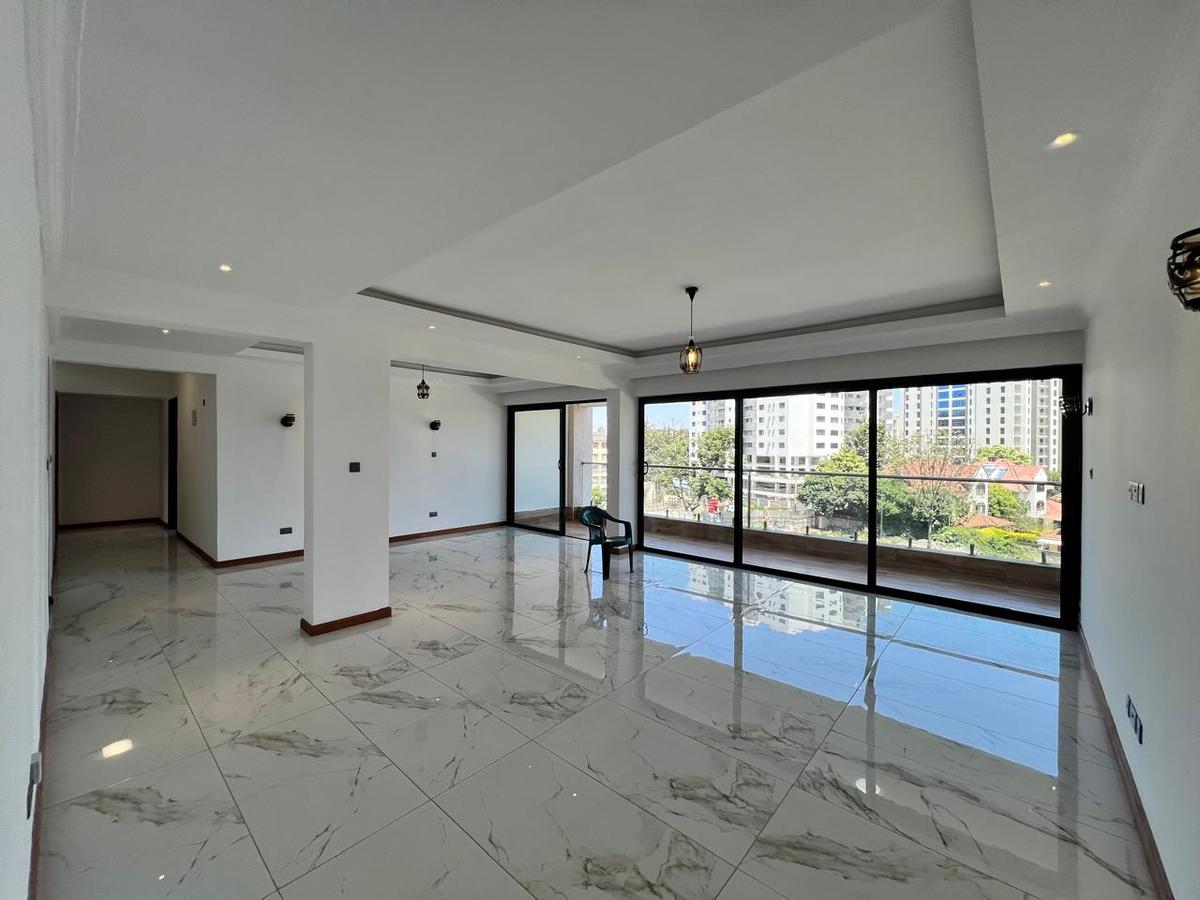 3 Bed Apartment with Swimming Pool in Kileleshwa - 1