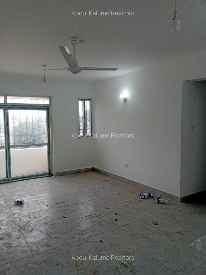 Serviced 3 Bed Apartment with En Suite at Bamburi - 8
