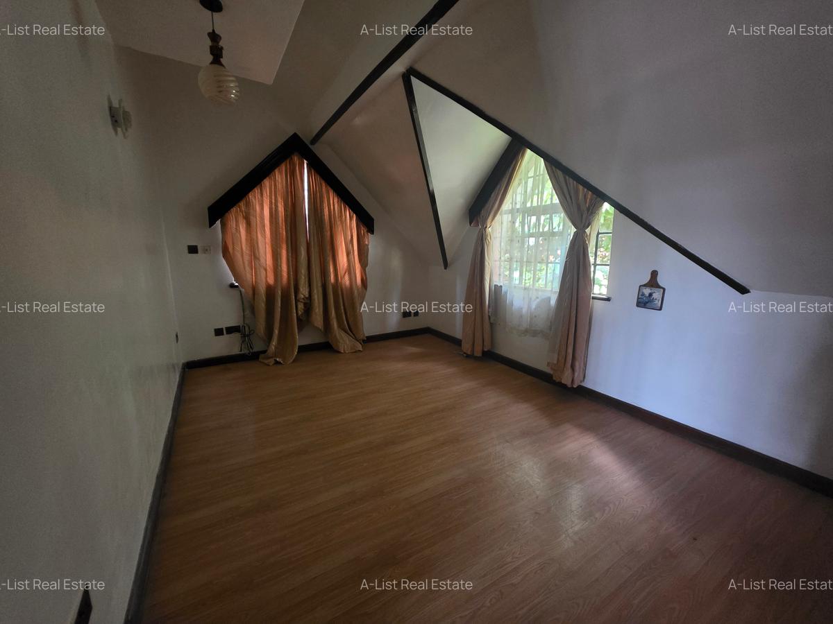 4 Bed Apartment with En Suite at Lavington - 10