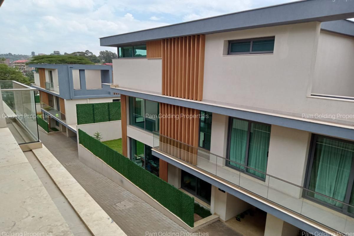 5 Bed Townhouse in Lavington - 4