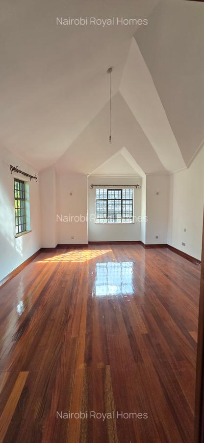 4 Bed Townhouse with En Suite at Peponi Road - 18