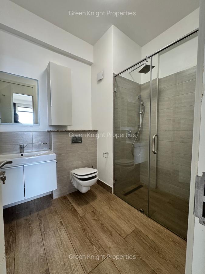 Serviced 2 Bed Apartment with En Suite in Westlands Area - 6