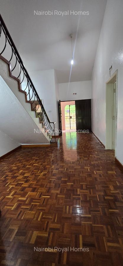 4 Bed House with En Suite at Hill View - 9