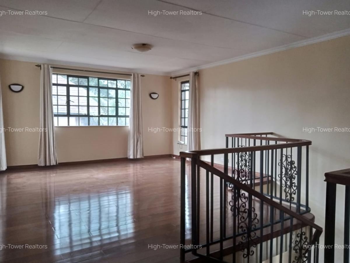 4 Bed House with En Suite in Karen - 9