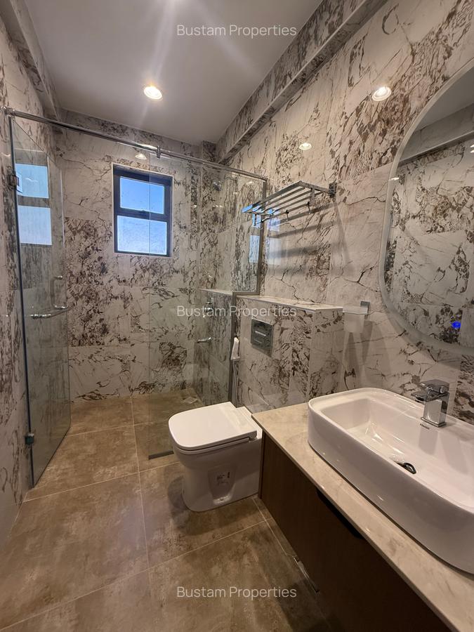 3 Bed Apartment with En Suite in Brookside - 3