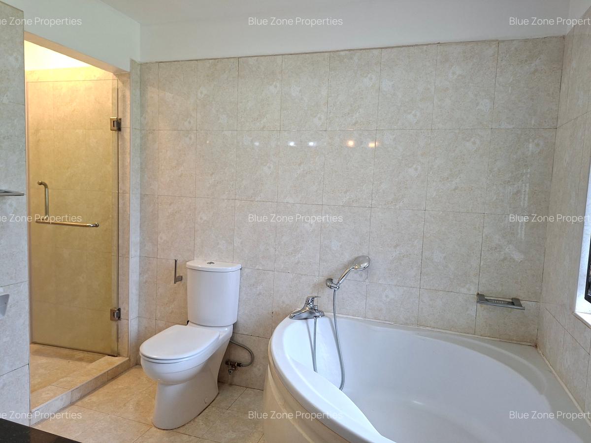 5 Bed Villa with En Suite at Off Ruaka Rd - 16