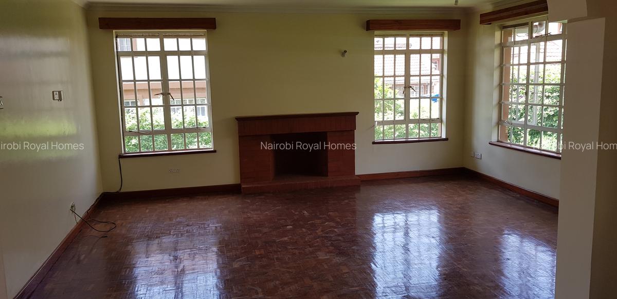 4 Bed Townhouse with En Suite at Runda Paradise - 10