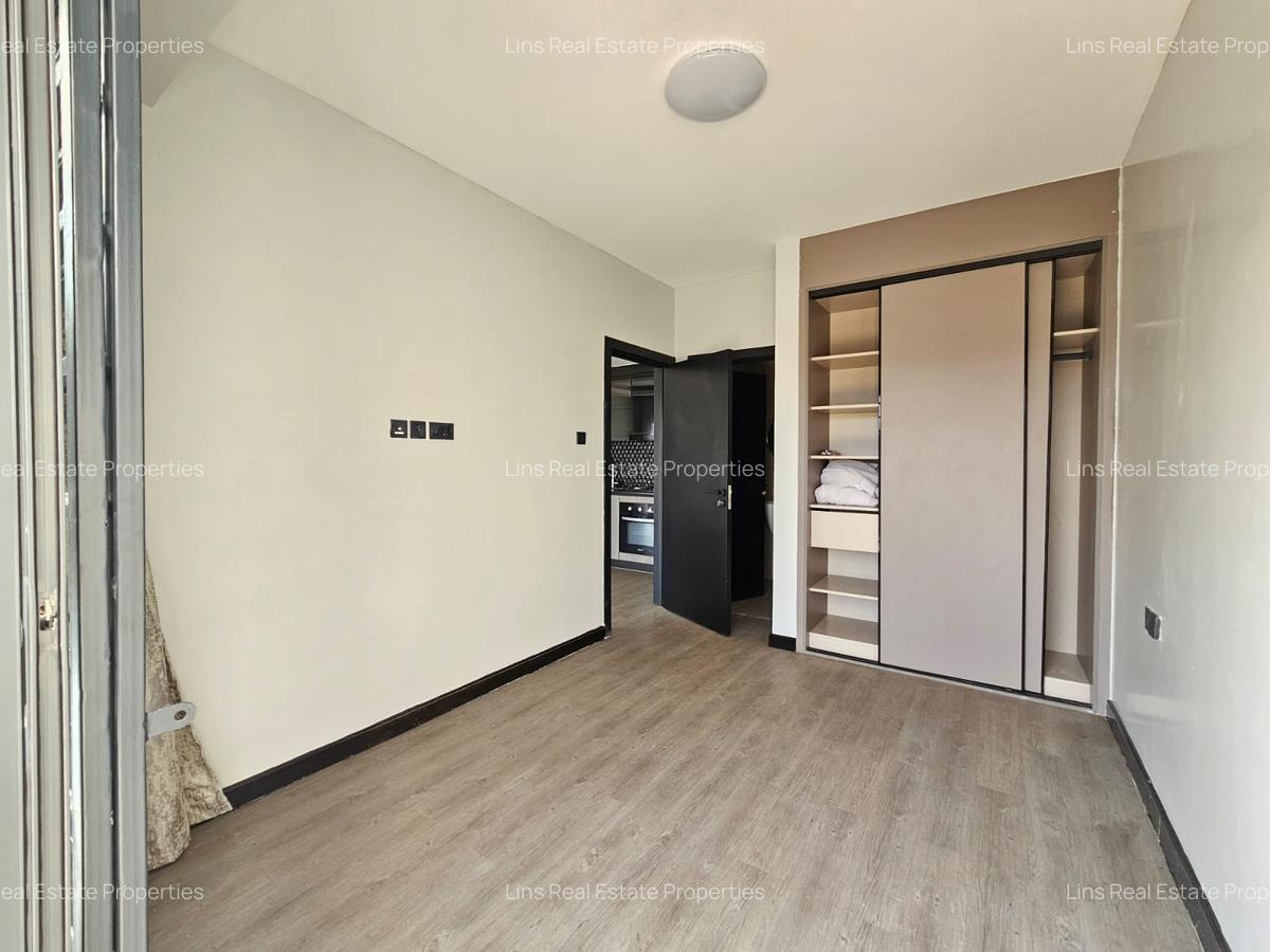 2 Bed Apartment with En Suite in Westlands Area - 3