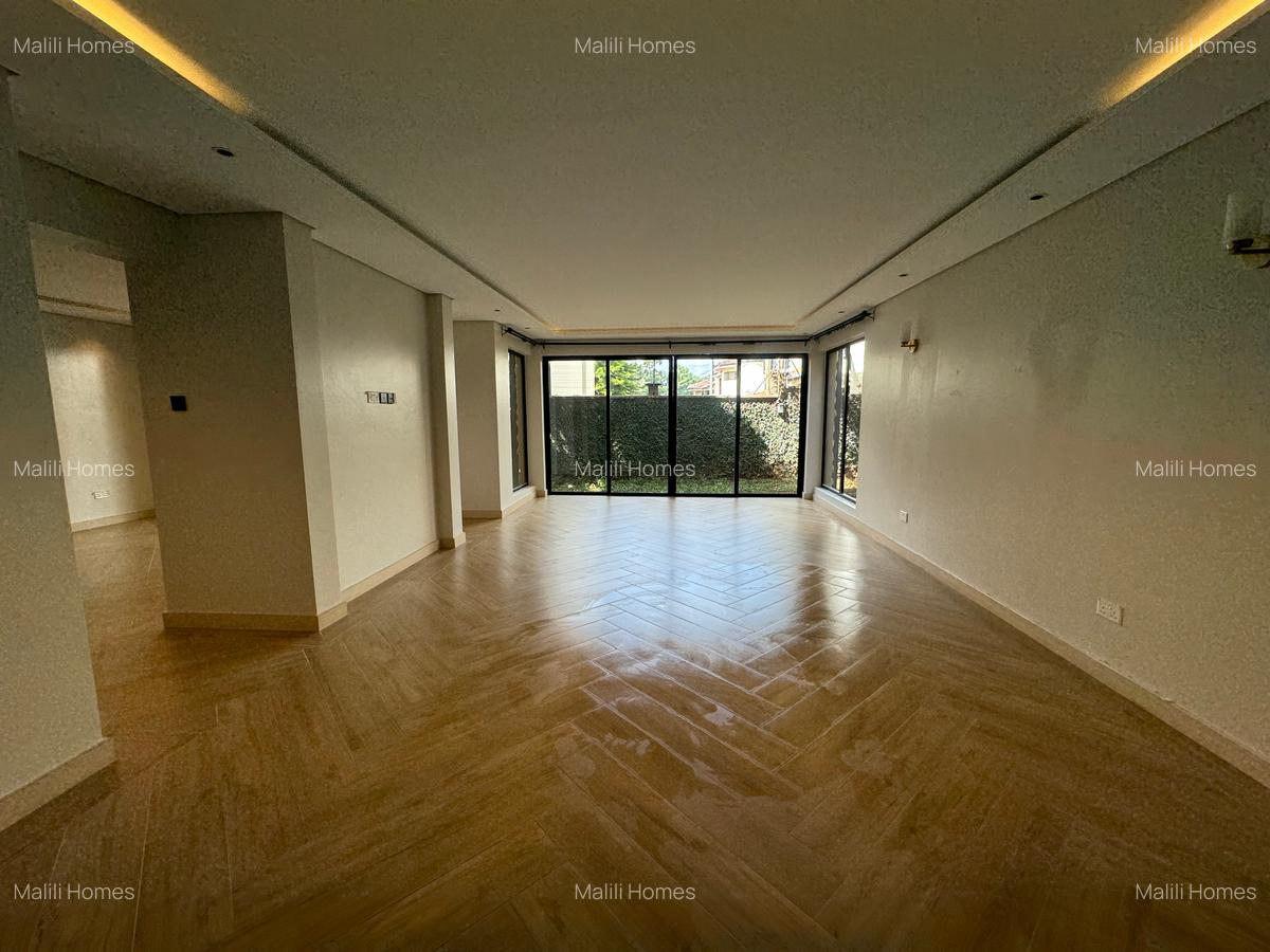 6 Bed Villa in Lavington - 10