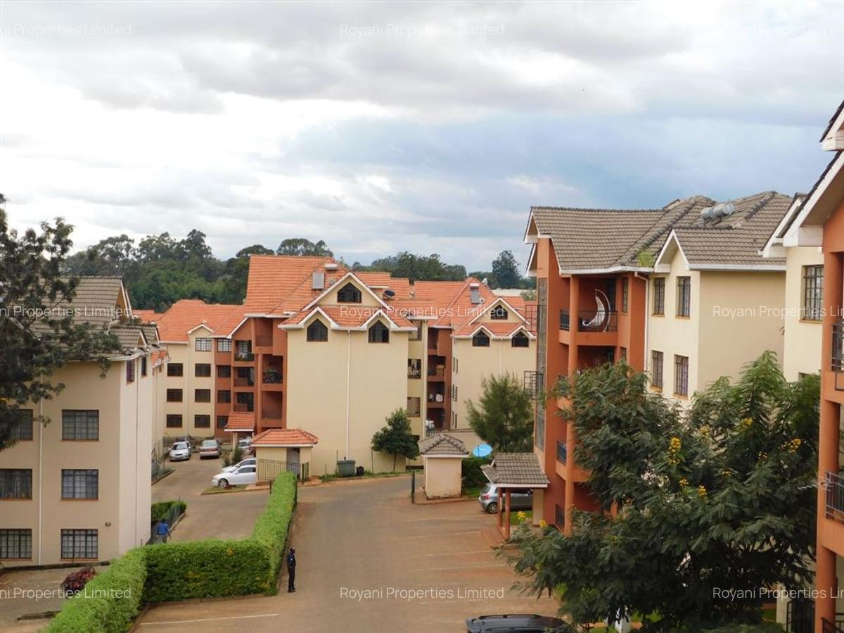 2 Bed Apartment with En Suite at Fourways Junction Estate - 16